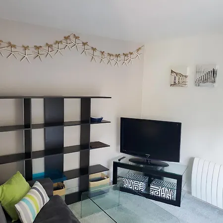 Cosy Flat - Terrasse - Parking - 40m2 Apartment *